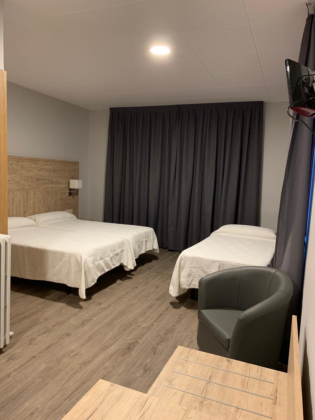 Hotel Bellavista Бельвер-де-Серданья Экстерьер фото