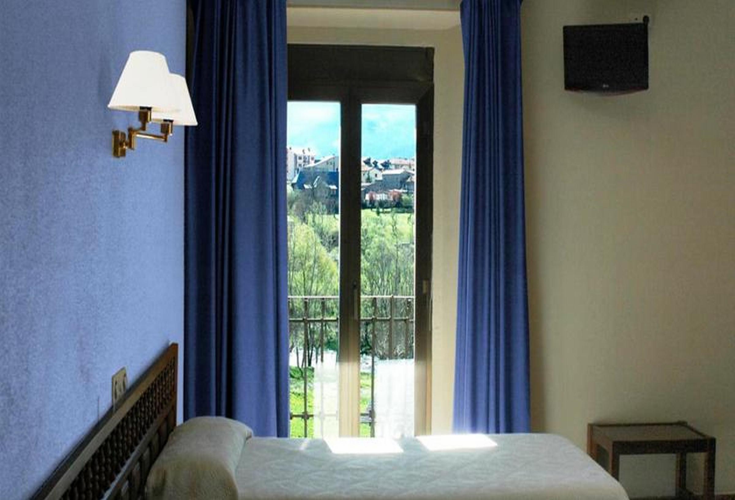 Hotel Bellavista Бельвер-де-Серданья Экстерьер фото