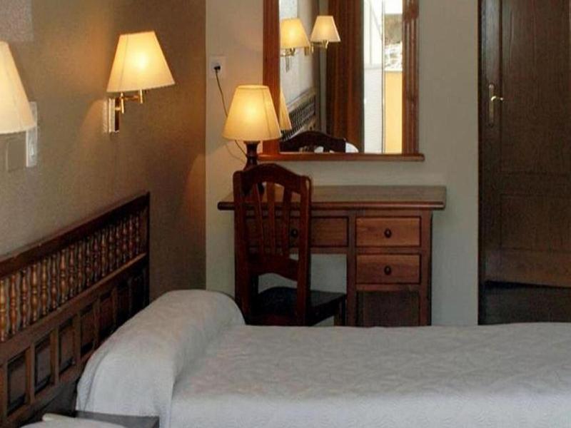 Hotel Bellavista Бельвер-де-Серданья Экстерьер фото
